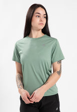 Lataa kuva Galleria-katseluun, Gorilla Wear Mokena T-Shirt - Kaikki värit
