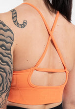 Lataa kuva Galleria-katseluun, Gorilla Wear Olivia Seamless Sports Bra - Kaikki värit
