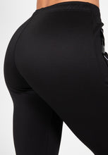 Lataa kuva Galleria-katseluun, Gorilla Wear Rochelle Track Pants - Black
