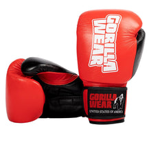 Загрузить изображение в средство просмотра галереи, Gorilla Wear Ashton Pro Boxing Gloves
